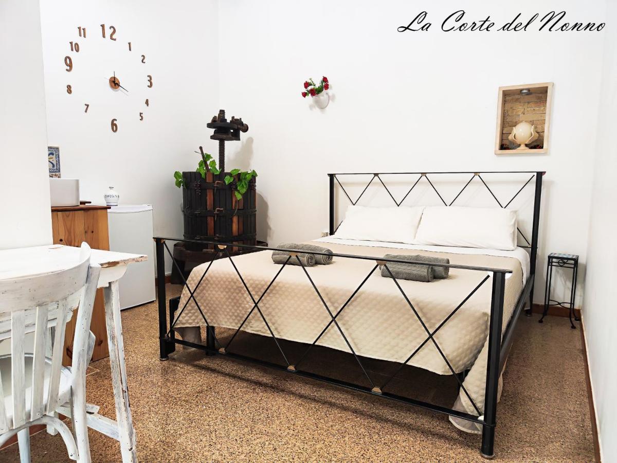 La Corte Del Nonno By Itriahomes Ceglie Messapica Eksteriør bilde